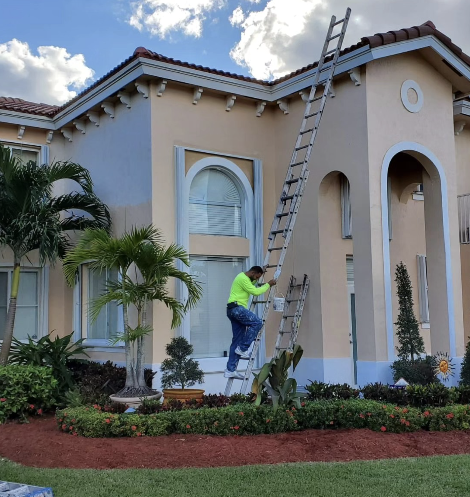 Residential exterior painting by K&R Painting in South Florida